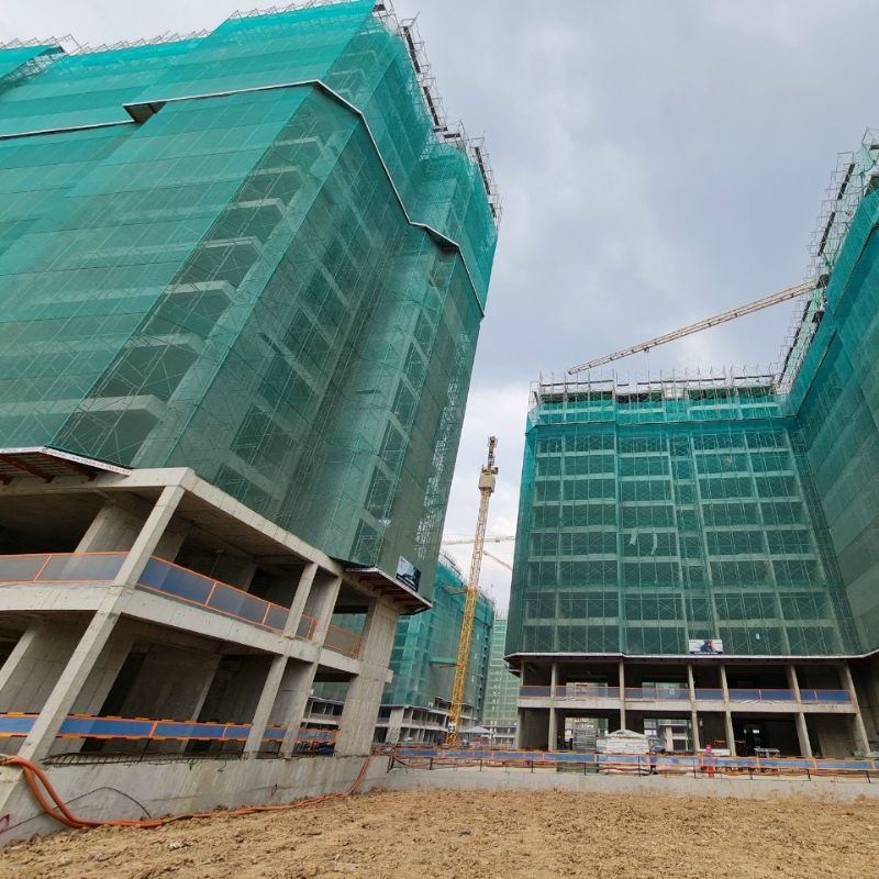 lắp đặt lưới an toàn cho công trình giàn giáo